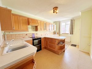 Kitchen- click for photo gallery